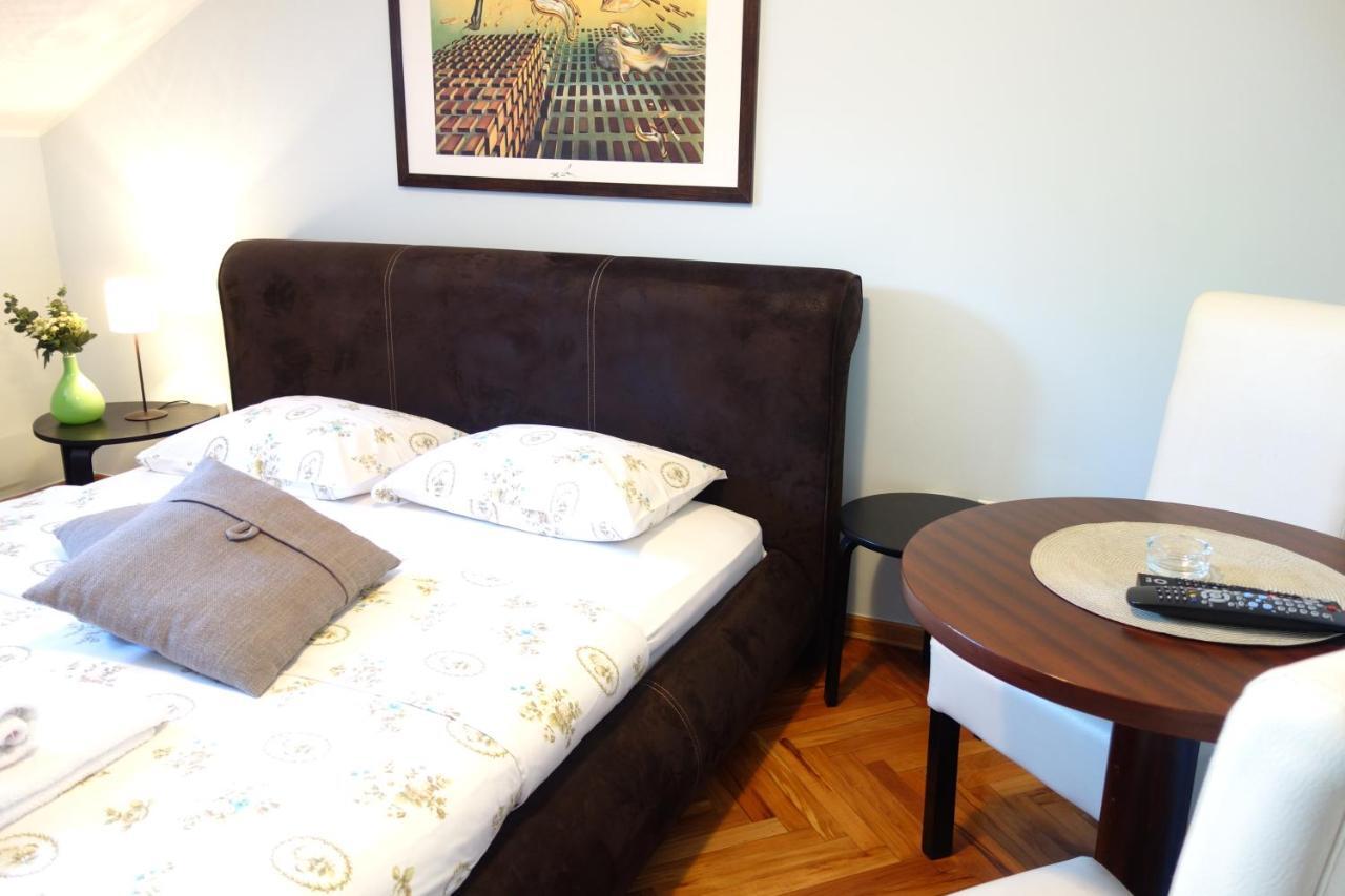 Quantum Guest house