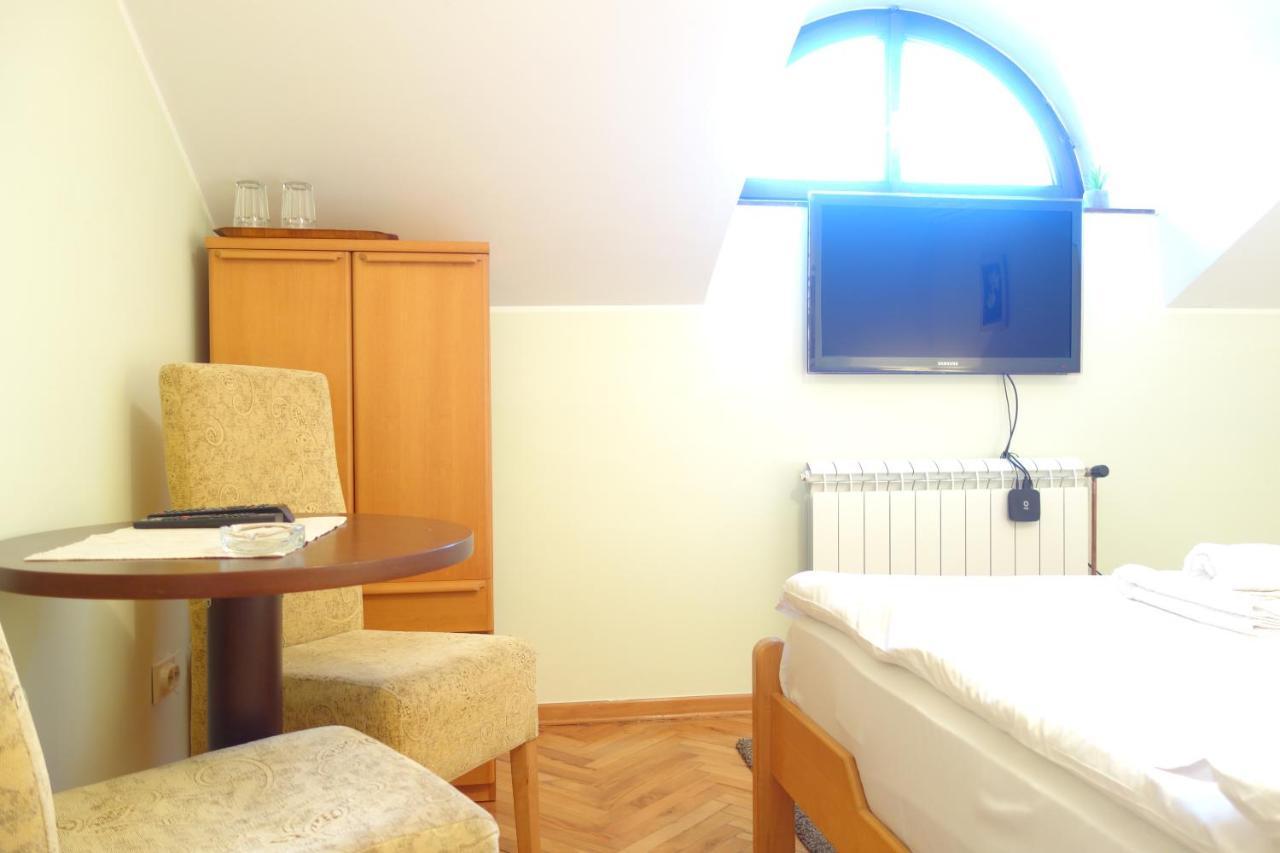 Quantum Guest house